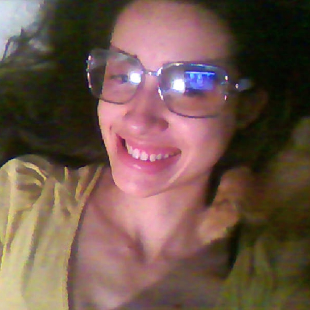 Meet your Posher, Maria